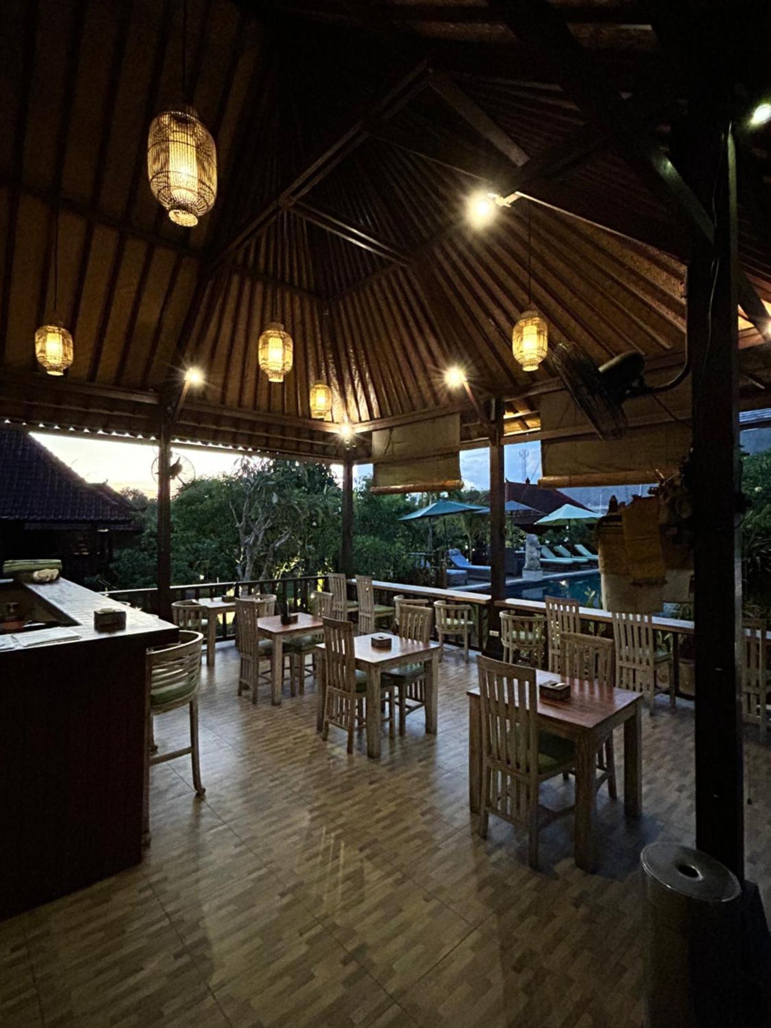 Island Cabanas Formerly Taman Sari Villa นูซาเลมโบงัน ภายนอก รูปภาพ